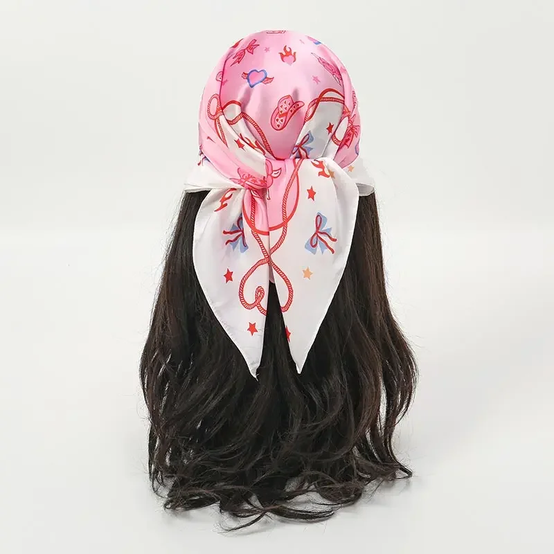 2025 موضة جديدة 70x70 سنتيمتر المرأة وشاح سيدا بيزلي الطباعة Cachecol ساحة الزخرفية باندا Pescoco Luxa Banda Design