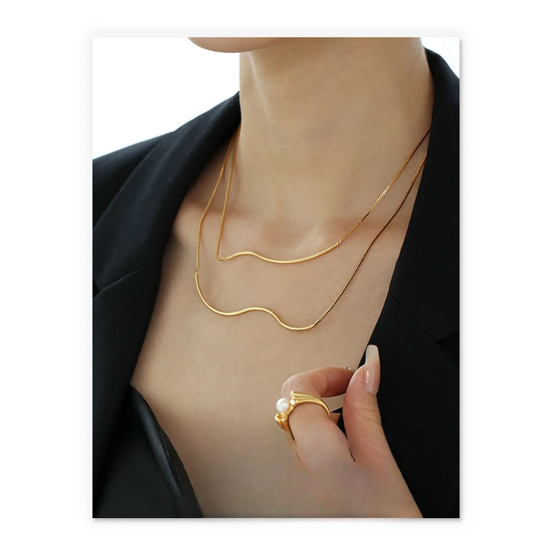 

European and American minimalist fashion ins wind bending chain necklace niche versatile item jewelry