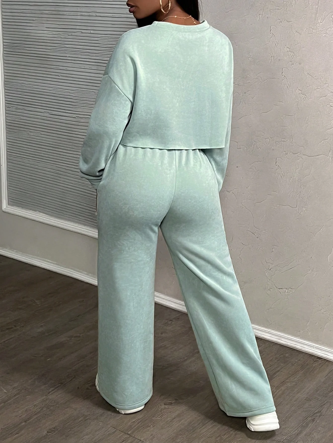 Women's Solid-Color Casual Streetwear-Style Oversized Snowflake-Print Sweatsuit with Pockets and Drawstrings