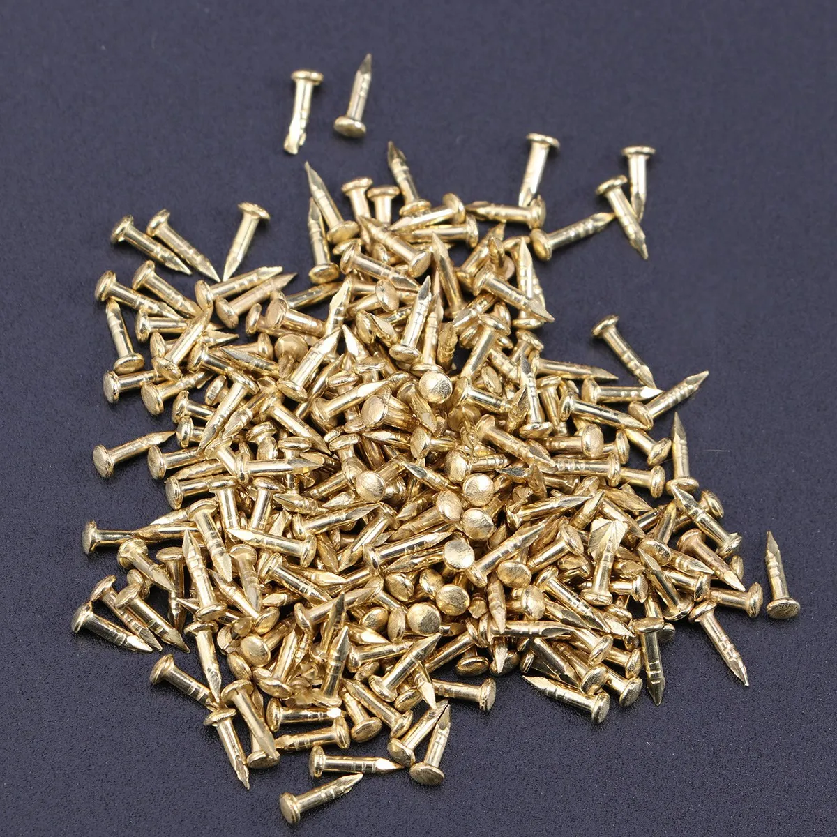 

30 шт. Защитные уголки для коробок, треугольные, резные, в винтажном стиле, прочные, для деревянных коробок, защита для дверей шкафа, желтые