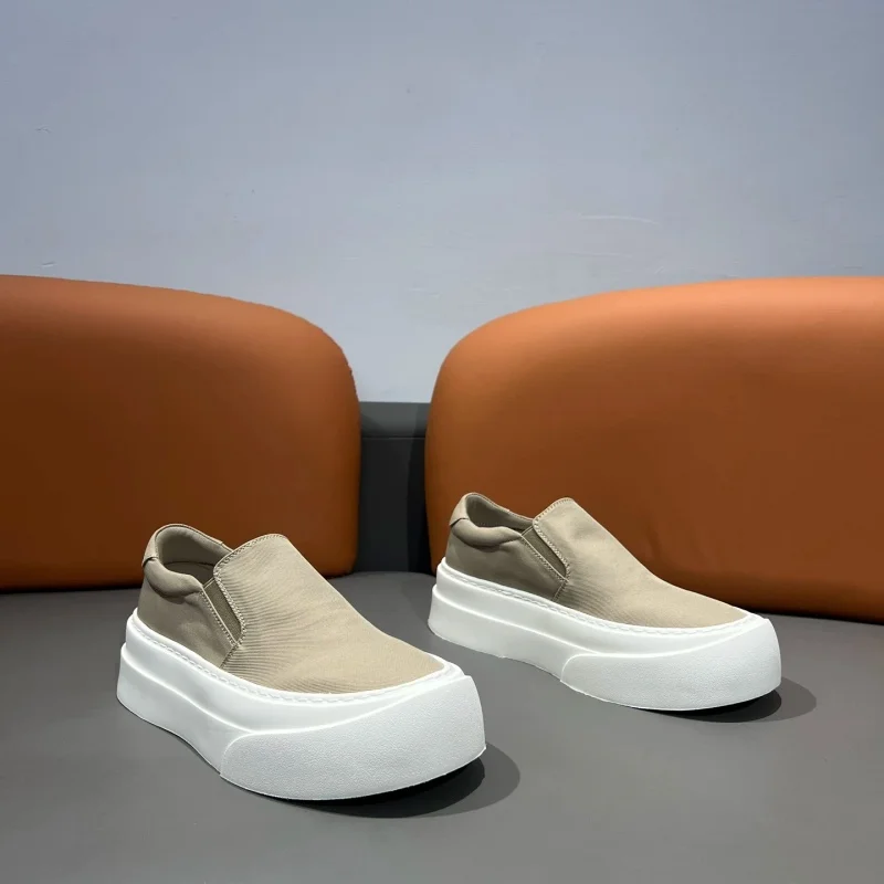 Men Running Shoe Fashion and Comfortable Anti Slip 2026 New Man Snekaers Leather Outdoor Wear Resistant Four Seasons Lightweight