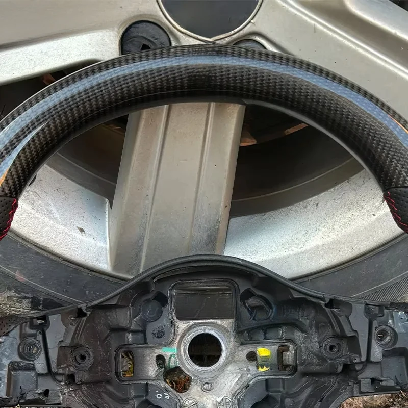 

Руль из настоящего карбона для BMW, подходит для серий 3, 5, 6, 7 (F30, F32, F33, F34, F10, F12, F20, E90)