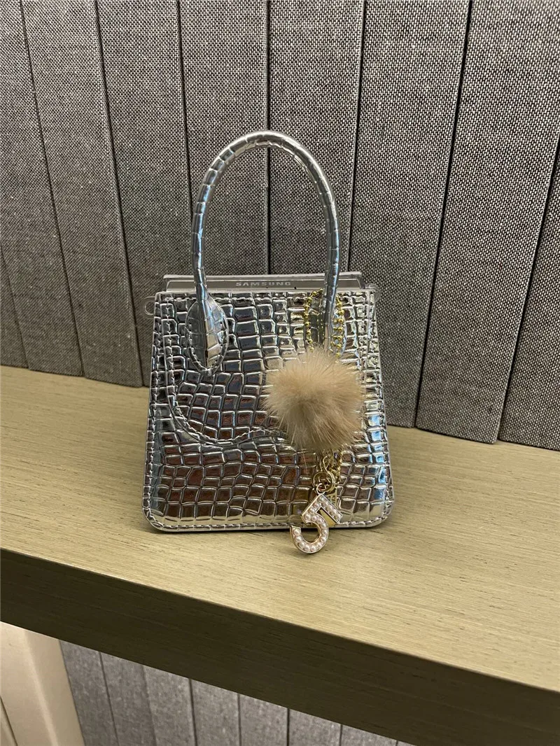 Luxury Fashion Handbag Silk Scarf Pearl Short Chain Phone Case For Samsung Galaxy Z Flip6 Case For Galaxy Z Flip5 Z Flip4 Flip7