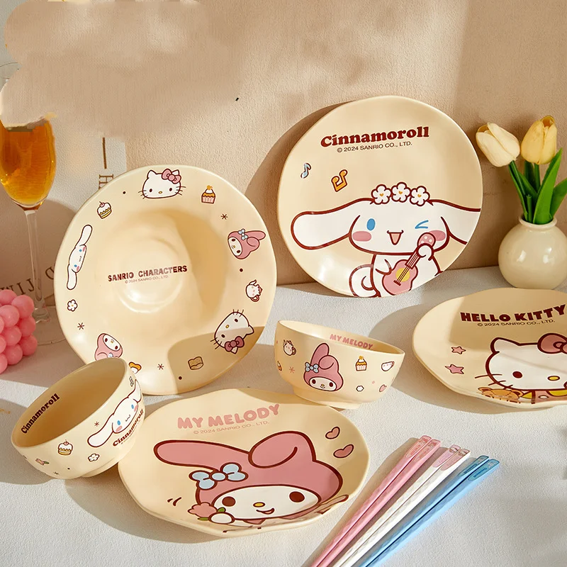 

Sanrio Solo обеденный набор столовых приборов из 4 предметов, кавайный бытовой набор столовых приборов, устойчивый к высоким температурам, подарок на новоселье, новый стиль