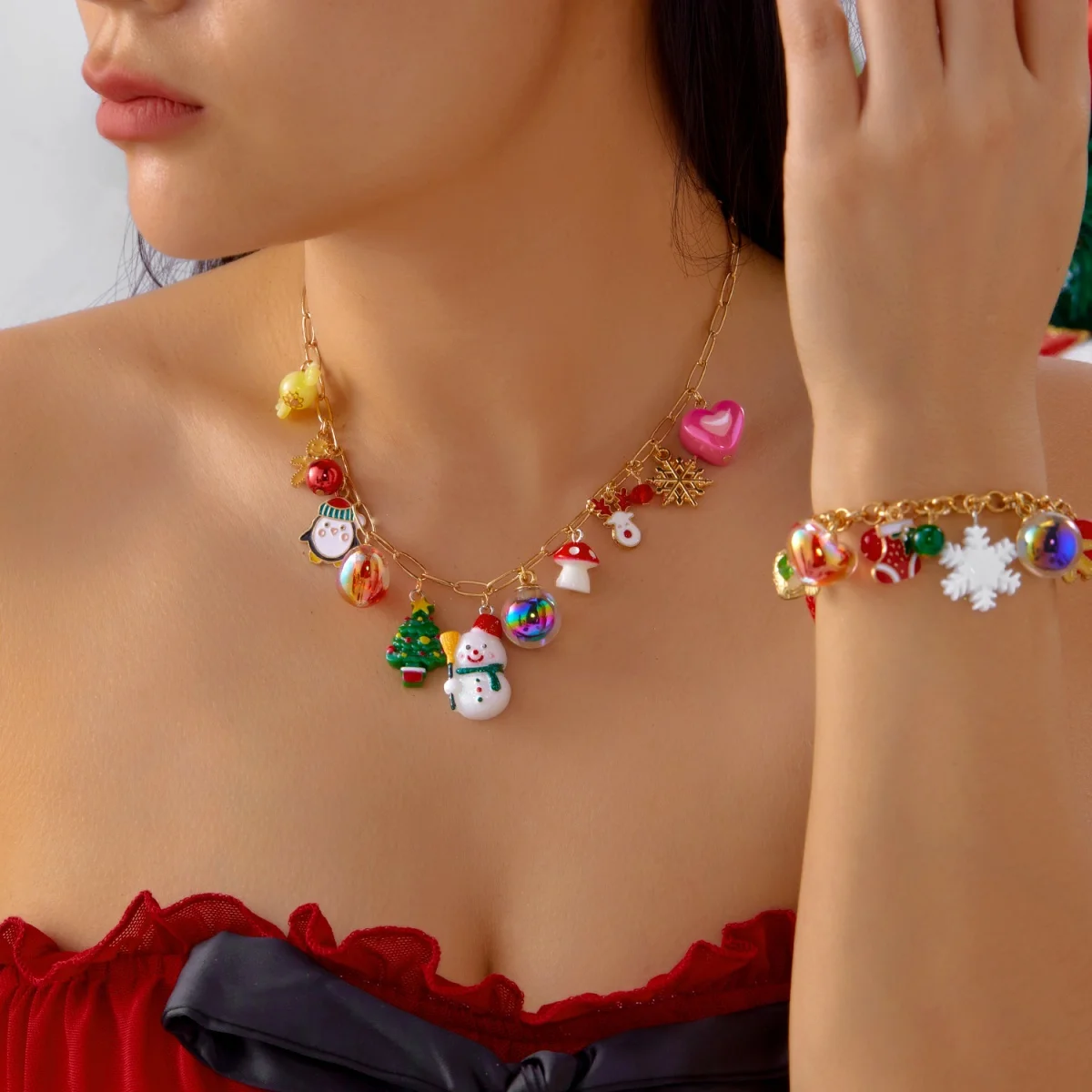 Weihnachten Schmuck Set Schneeflocke Lebkuchen Socke Schneemann Baum Pinguin Harz Herz Erdbeere Halskette Armband Set Für Frauen Männer