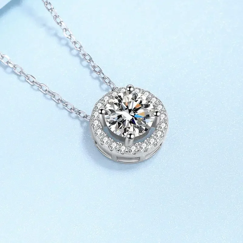 PT950 Classic Rond Cut Halo Brilliant Moissanite Pendent for Girl, Luxury Platinum Ladys Exclusive Style VVS1 Women's Necklace