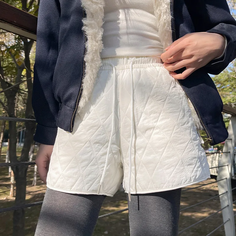 Women Wide Leg Cotton-padded Quilted Shorts High Waist A-Line White Warm Comfortable Boot Pants Commute Casual 3-point Shorts