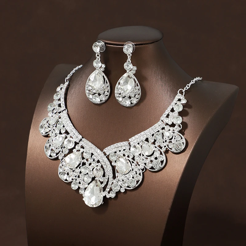 Itacazzo Bride Wedding Luxury Necklace Earring Set Exquisite and Elegant for Ladies Suitable for Party Festivals