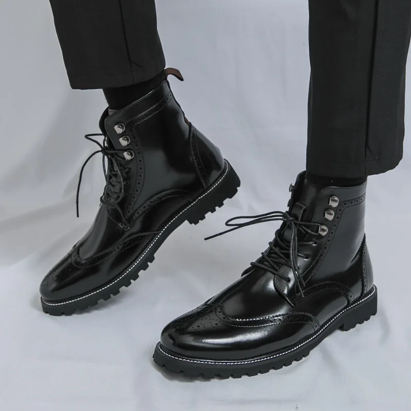 

Men's high-top shoes, Korean-style leather shoes, British retro carved leather boots