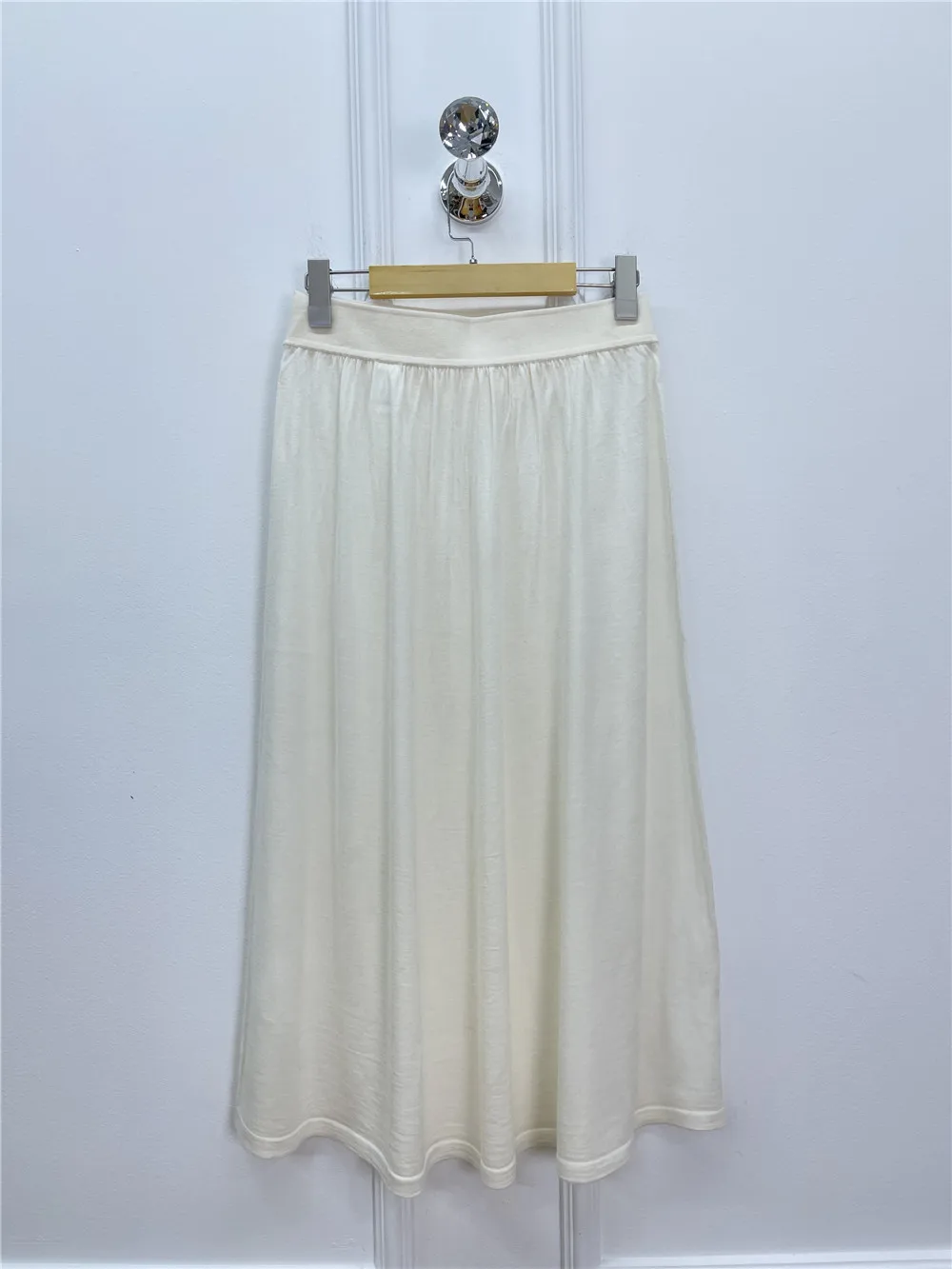 

Women's Autumn/Winter New 100% Wool Nail Bead Decorative High Waist Skirt