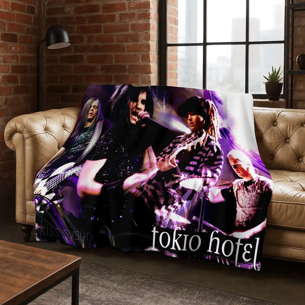 

Fashion Rock Music Tokio Hotel Bill Tom Kaulitz Art Flannel Blanket,Cozy Soft Throw Blanket for Home Bedroom Bed Sofa Cover Gift