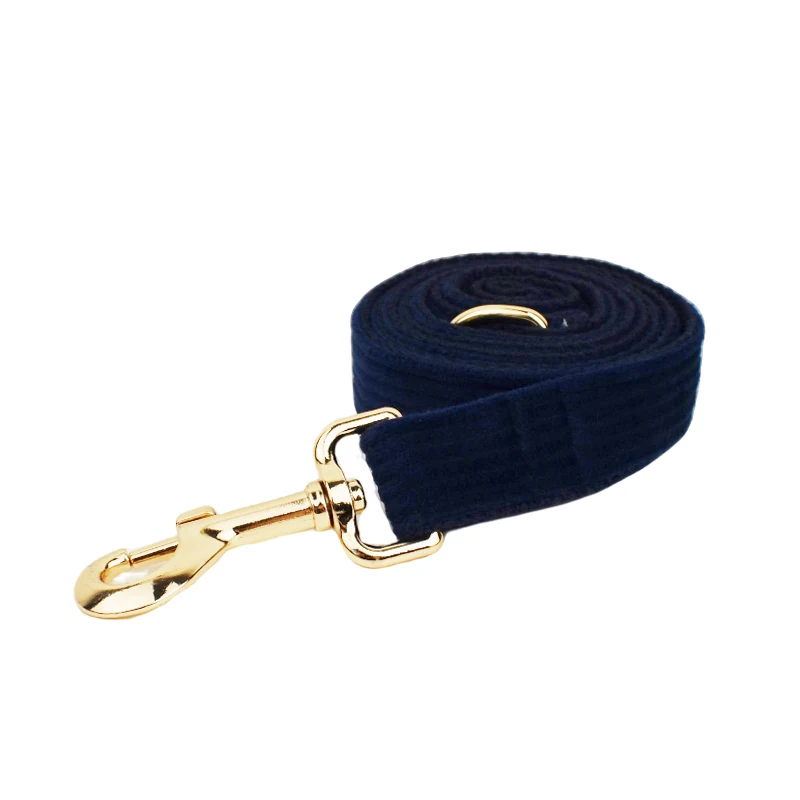 Set de collar y correa para perro en pana con placa grabada_voghion.com