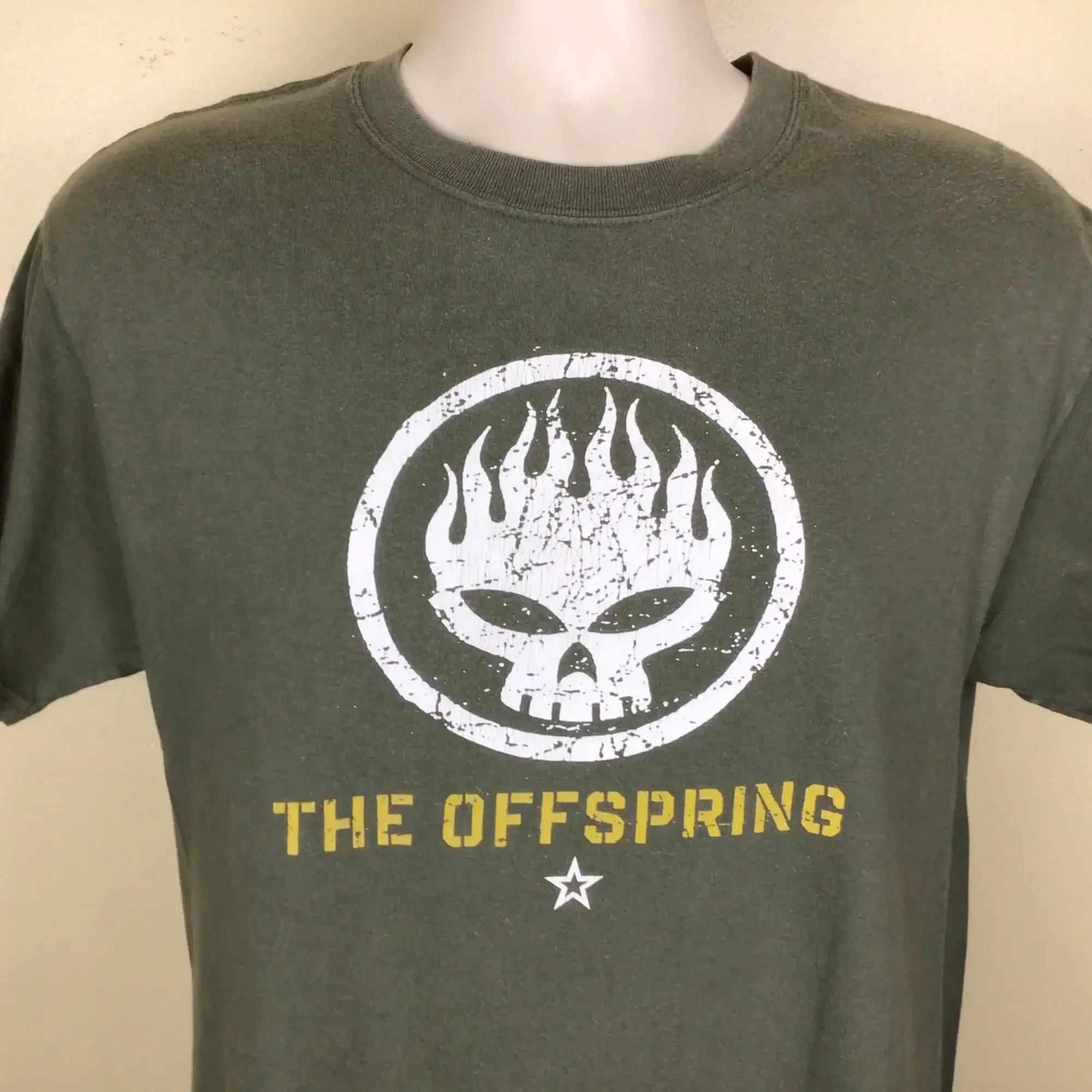 Vtg Y2K The Offspring TShirt Olive Green M Giant Tag Punk Pop Rock Band 2000s