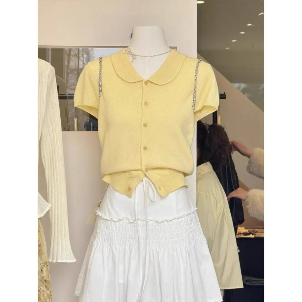 

Short Yellow Knitted T-Shirt for Petite Women with Ice Silk Doll Collar Regular Shoulder Beautiful Stylish Summer Top