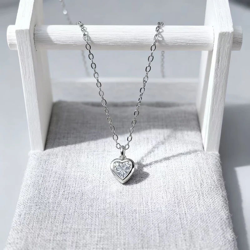 

925 Sterling Silver Dainty Heart Necklace with Cubic Zirconia, Minimalist Style, Gift for Christmas Birthday Girlfriend Friend