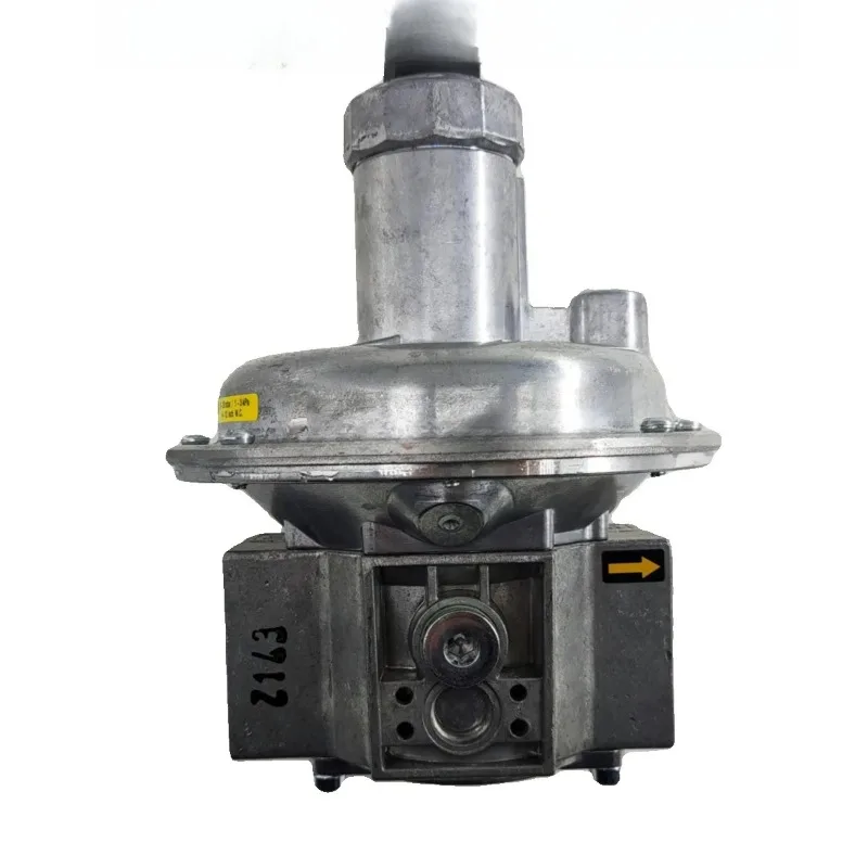 

German FRS regulator, pressure reducing and stabilizing valve, domestic combustion engine specific pressure regulator