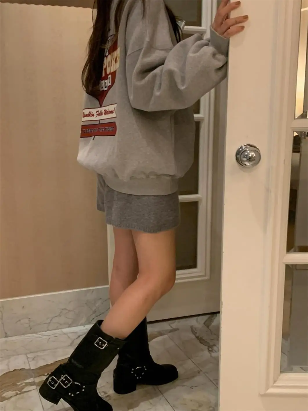 ay American Retro Cartoon Heart Pattern Design Loose Fit Women's Hoodie Korean Version round Ne Long Sve Sweatirt