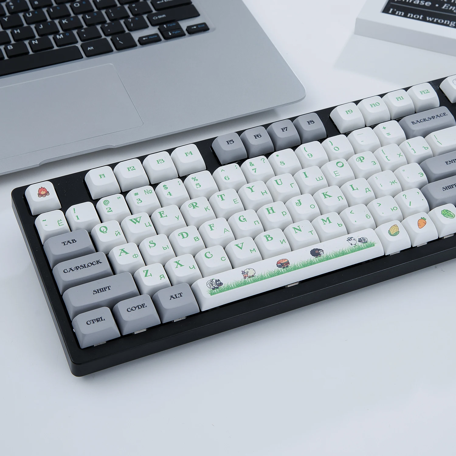 

K700 Russian Mechanical Gaming Keyboard Blue Switch 96 Keys Gamer Mechanical Keyboard USB Charging Wired for Game Laptop PC