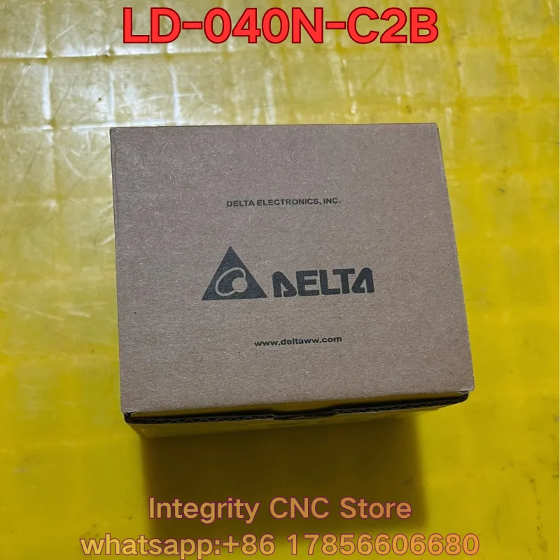 New LD-040N-C2B displacement sensor