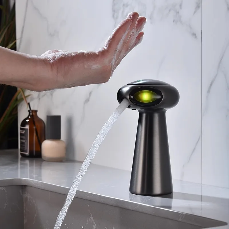 Modern Creative Intelligent Digital Display Automatic Sensing Hot and Cold Alien Single Handle Single Hole Faucet