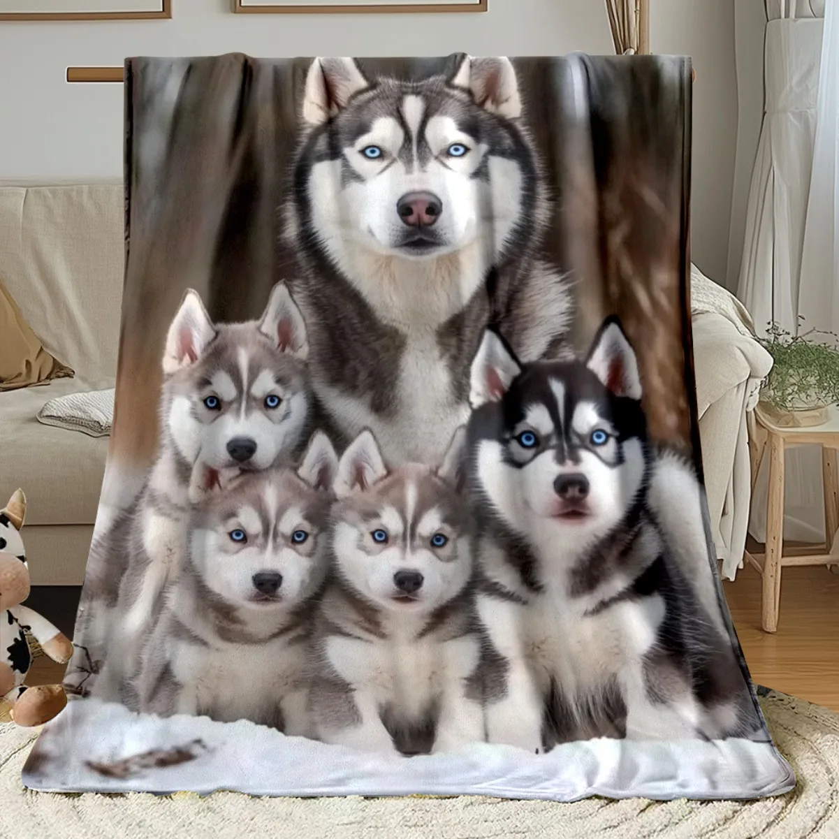 Husky Family Chiffon Blanket, Lightweight Portable Throw for Travel, Soft Warm Winter Design, All Season Cozy Home Decor
