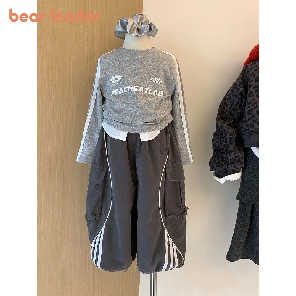 

Детская одежда Bear Leader, осенняя мода, повседневный спортивный серый костюм для девочек, топ с длинными рукавами и буквенным принтом + брюки, комплект из 2 предметов