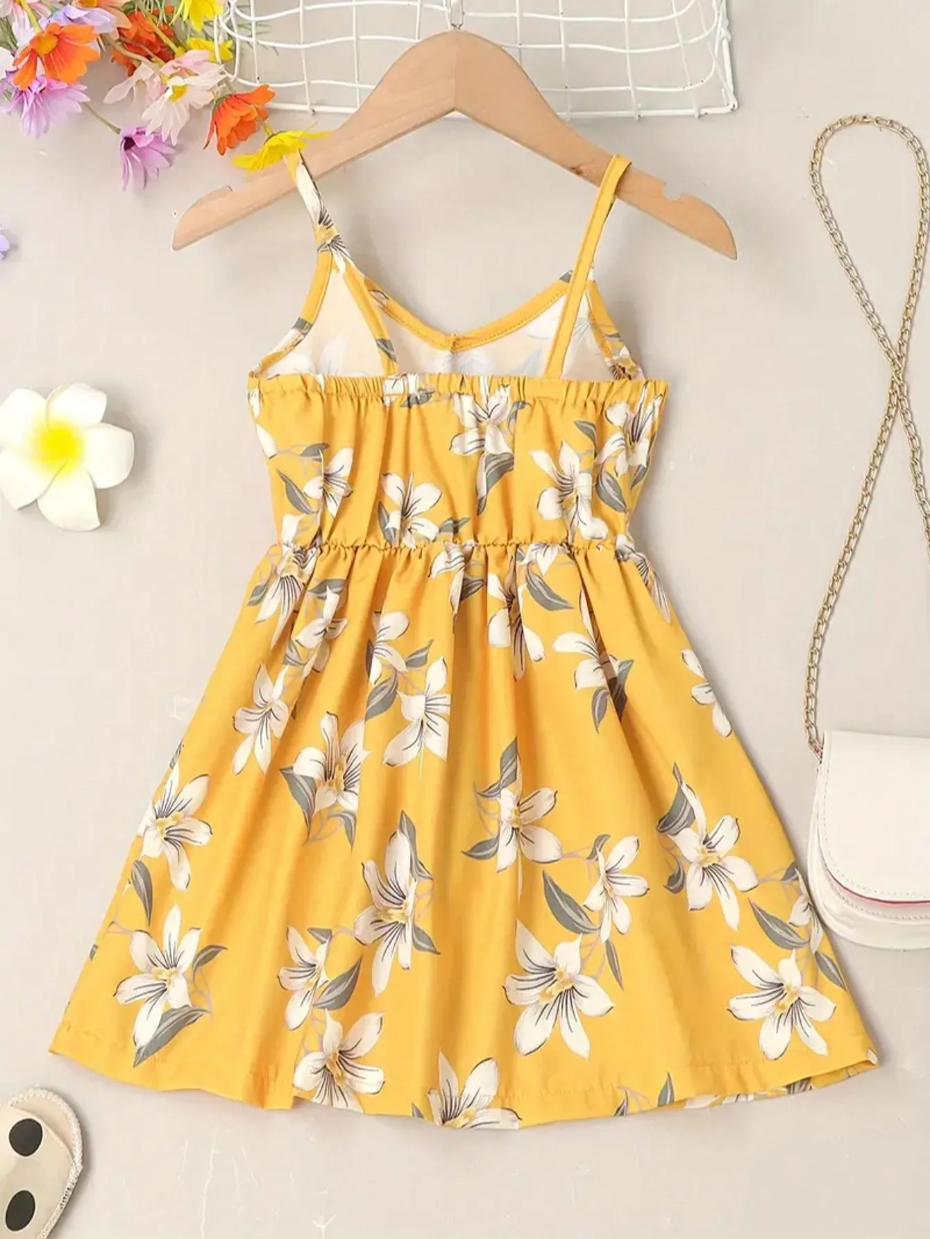 Kleines Mädchen-Trägerkleid mit Blumenmuster, V-Ausschnitt, elastische Taille, Party- und Strandkleid, süßes Sommer-Trägerkleid – Detail 4