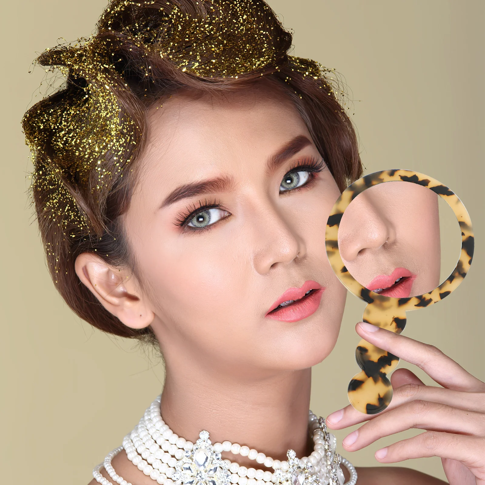 

Personal Makeup Mirrors Hand with Handle Travel Round Handheld for Portable Vintage