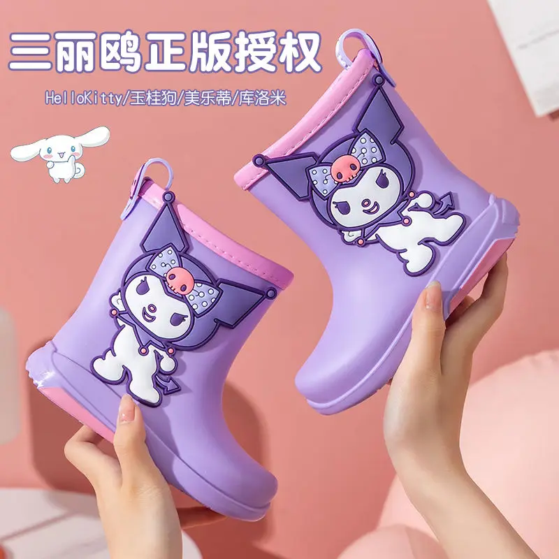 

Детские непромокаемые сапоги Kuromi Sanrio для девочек, непромокаемая обувь на мягкой подошве, новый стиль, модные популярные милые детские непромокаемые сапоги для детского сада
