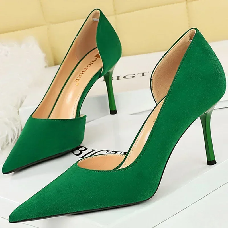 Big Size Fashion Women Daily Holiday Suede Green Red Pumps Lady 8.5cm High Heels Basic Pointed Toe Hollow Wedding Middle Heels