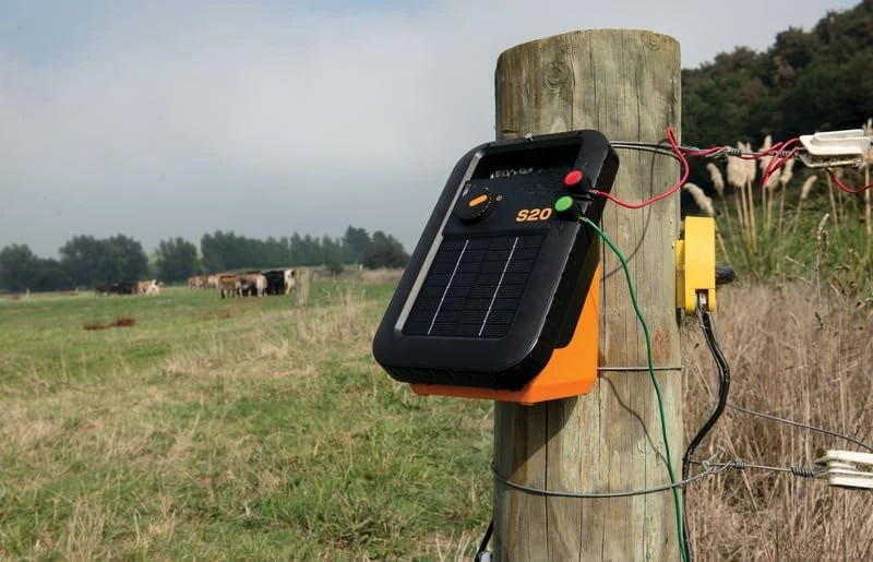 S20 Solar Energizer - Powers up to 12 miles / 40 acres of single-wire fence. Ideal for temporary grazing applications