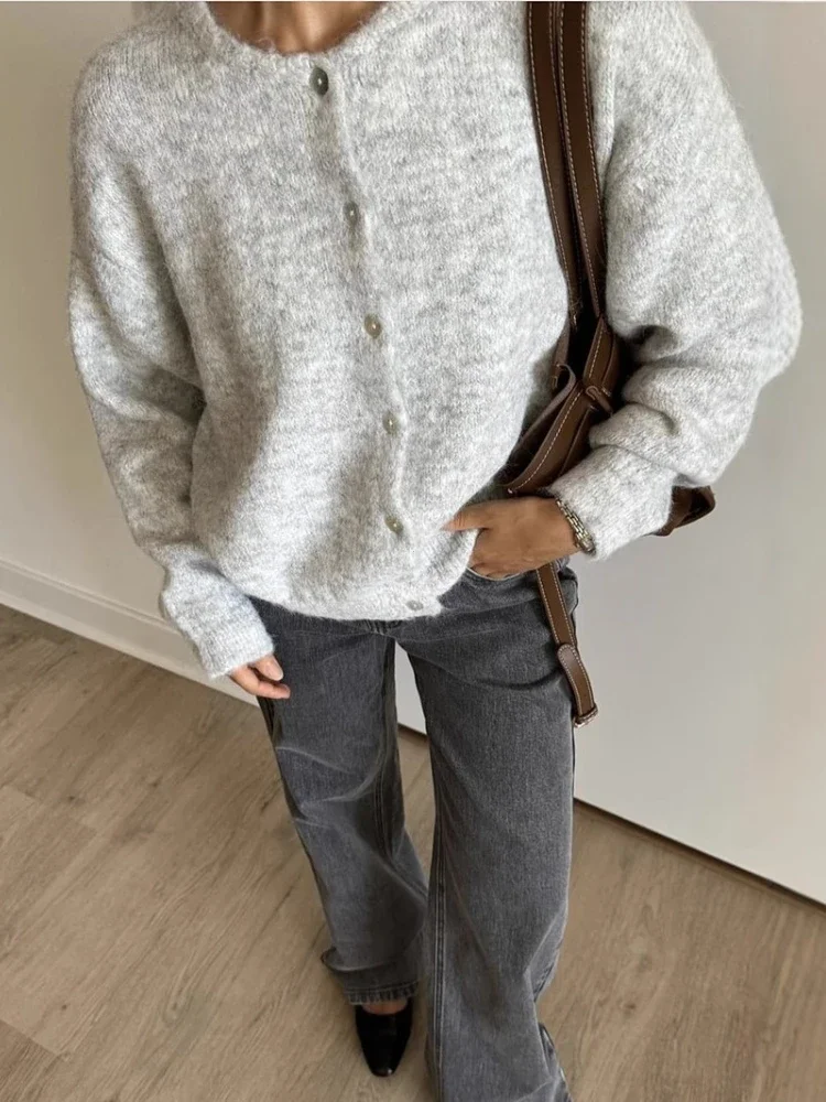 

Fmxires 2025 New Elegant Long Sleeve Sweater Women 2024 New Single-Breasted Female Casual Cardigan Soft Cashmere Knitted Outwear