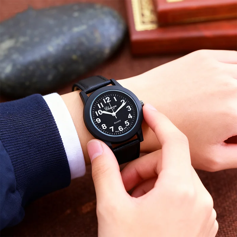 Рисунок 2 - 2025 новые простые модные часы