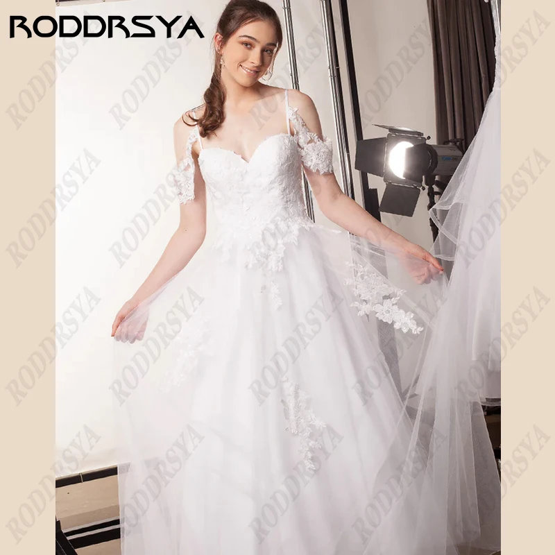 

RODDRSYA Princess Sleeveless Wedding Dress For Women A-Line Applique Tulle Vestido De Noiva Sweetheart Lace Up Back Bridal Gown