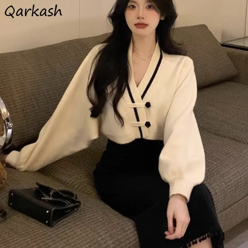 

Cardigans Women Cropped Loose Fit Tops Tender Button Floral Designed V-neck Panelled All-match Elegant Gentle Female Ulzzang Ins