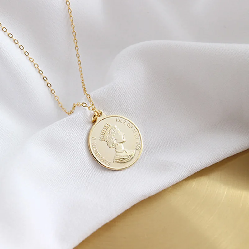 Custom INS Uk Coin Chain Queen Elizabeth Image Drop Pendant 18K Gold Plated 925 Sterling Silver Necklace