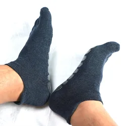 Full Toe Yoga Socks Men Silicone Non-slip Grip Pilates Five Toe Low-ankle Sock