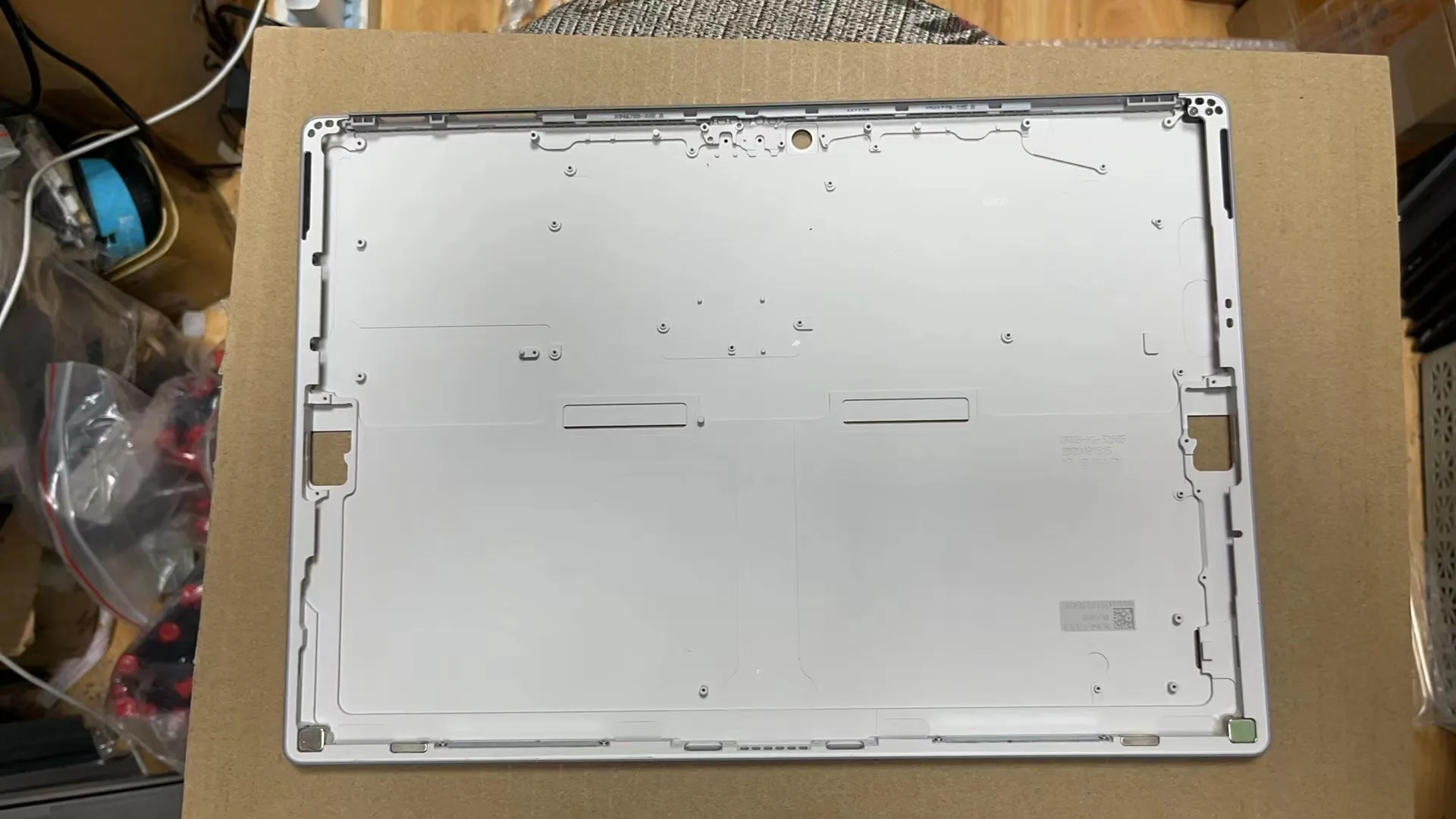 

Original New Back Cover for Surface 1 Pro 4 1724 Lightweight and Durable Replacement Part Without Bracket