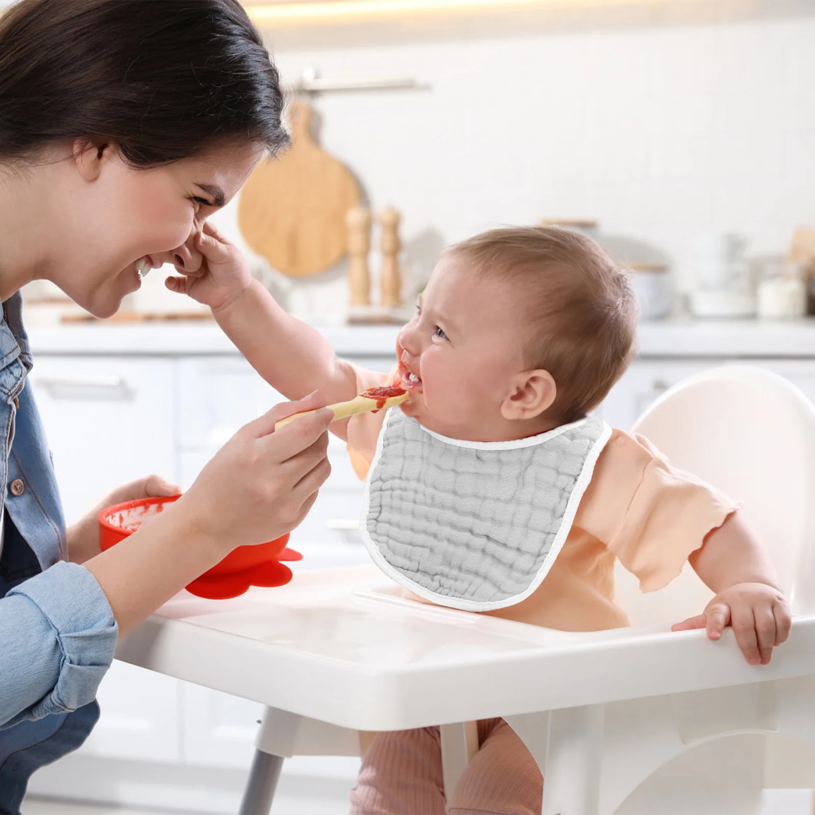 Рисунок 6 - детские нагрудники из хлопка и муслина