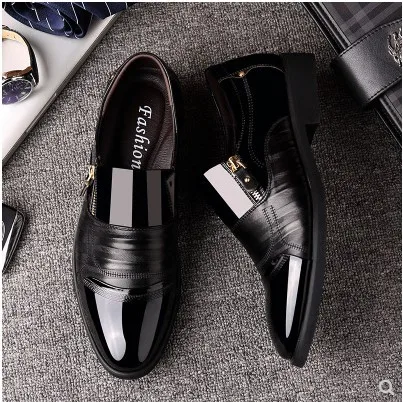 2023 New Slip on Men Dress Shoes Oxfords Fashion Business Dress New Classic Leather Suits Shoes