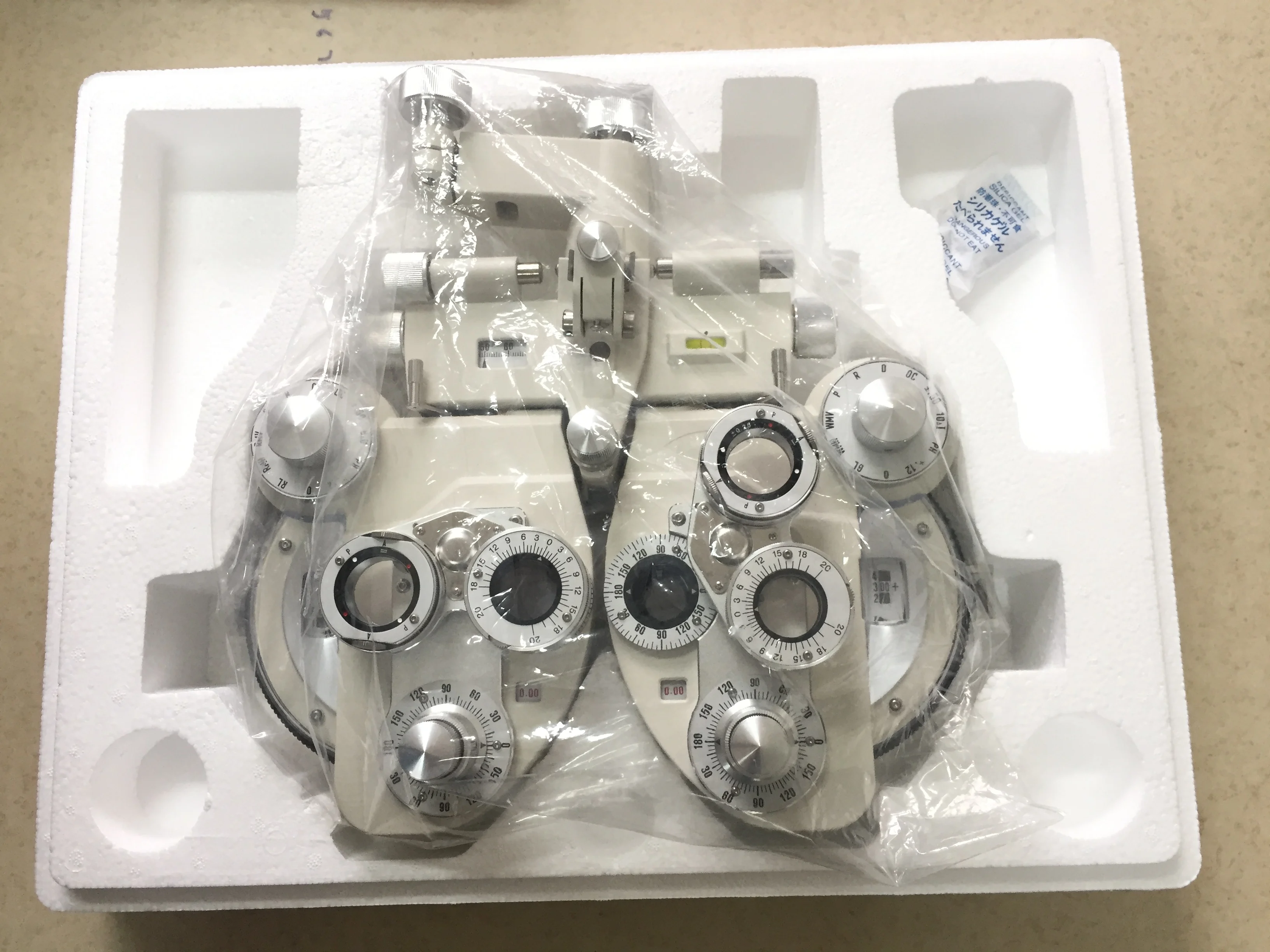 VT-80 Manual Phoropter Vision Testing Equipment With 50-80mm PD Adjustment