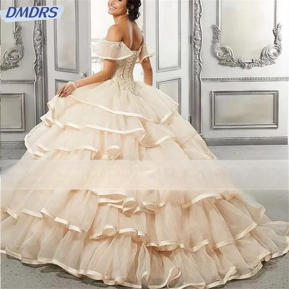 Gaun dansa berkilau tali spaghetti elegan gaun Quinceanera menawan Off Shoulder Applique renda Vestidos De