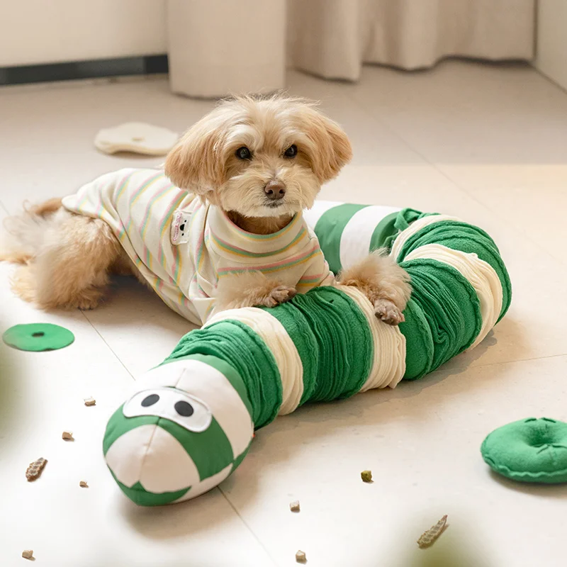 Mewoofun Pet Sniffing Snakes Toys Dogs Puzzle Toys Hide Food Relieve Boredom Plush Squeak Toys Wear and Bite Resistance