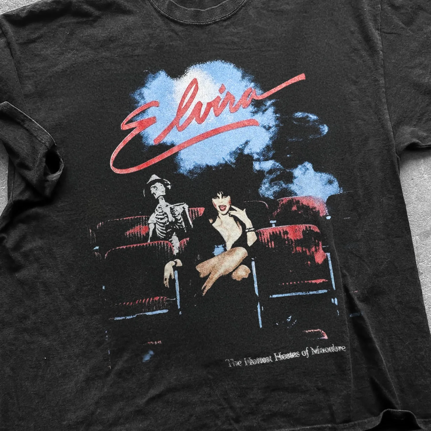 Elvira Mistress of The Dark Vintage Retro Horror Movie Graphic T-Shirt Cotton Men Women Streetwear Tee