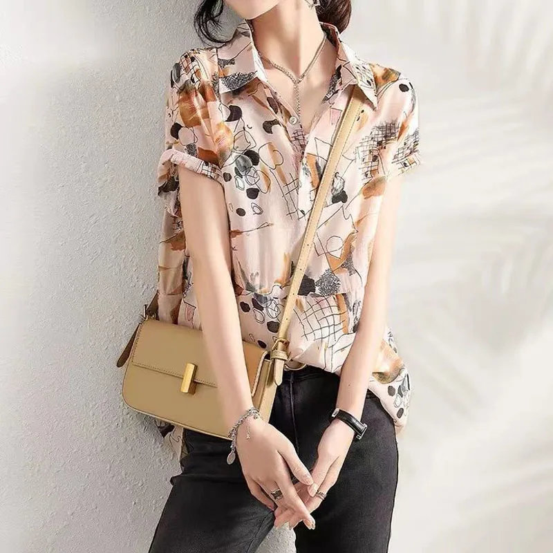 

Women's Vintage Printing All-match Blouses Summer Fashion New Button Loose Turn-down Collar Shirt Short Sleeve Female Clothing