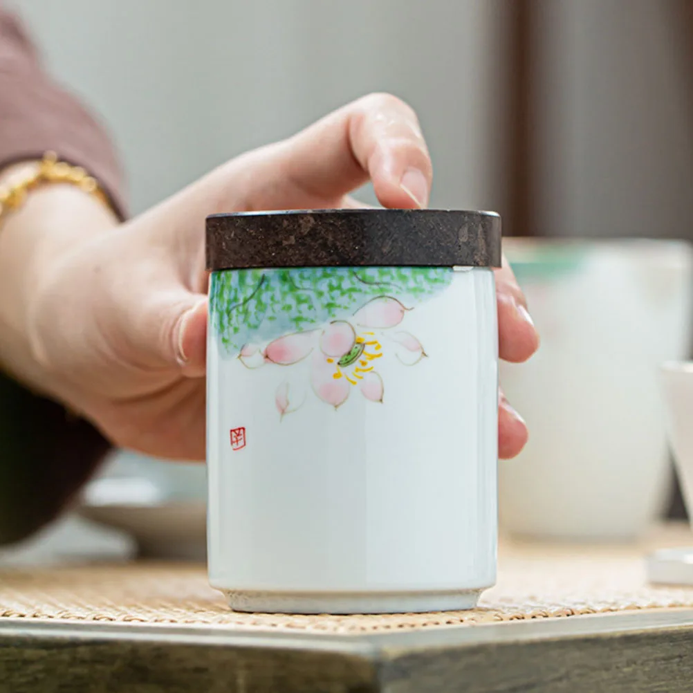 

Ancient Chinese Style Tea Canister Wooden Lid Airtight Jar Household Ceramic Storage Container Sealed Honey Vase