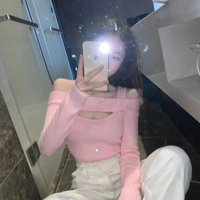 Careful with the Machine Hanging Neck One Shoulder Off the Shoulder Knitted Sweater Sexy Collarbone Irregular Slim Fit Sweater