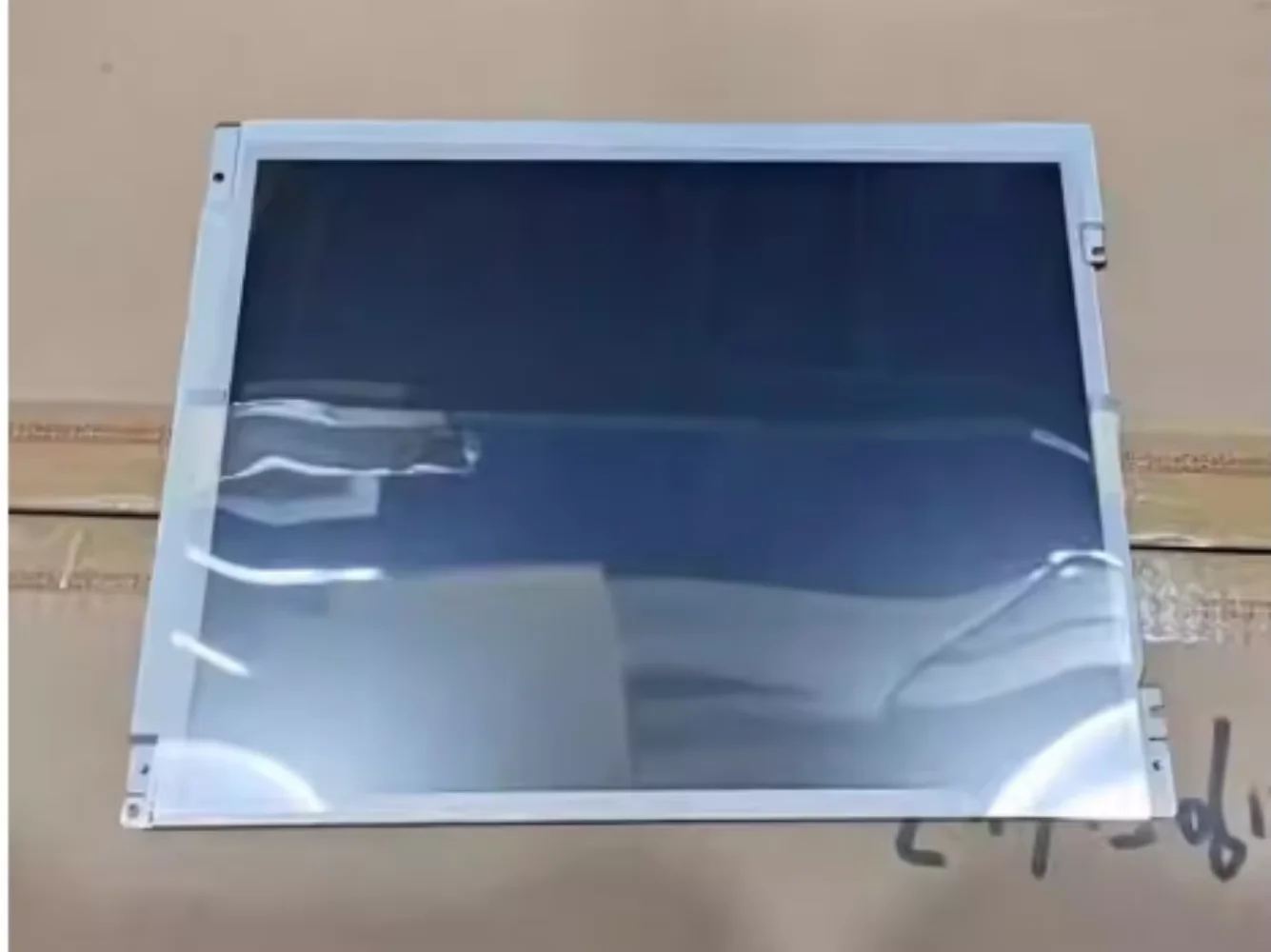 

LQ121S1DG81 LCD display screen