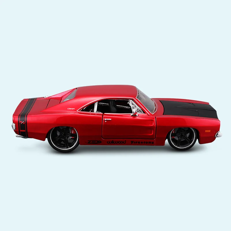 New Product In Stock Maisto 1:24 1970 Dodge Challenger R/T Muscle Car Alloy Miniature Diecast Model Dodge Car Toy Christmas Gift