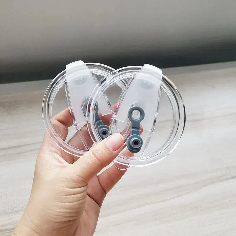 

1pc Straw Cup Cap with Flip Cover Transparent Insulated Cups Holder 12/14/16/20/30oz Sealed Ice Cup Lid Replaceable Flip Cover